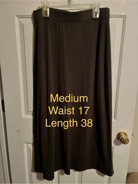 Classic Olive Green A-Line Maxi Skirt - Women